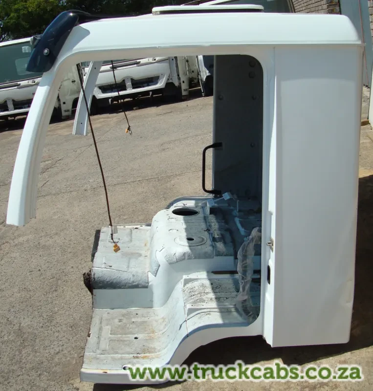 MAN CLA 15.220 Cab (Full Trim) — photo 3 of 4