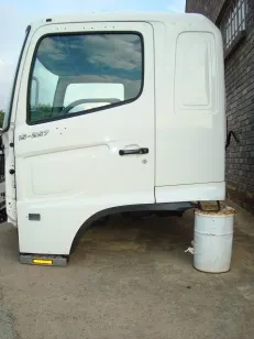 Toyota Hino 500 15-257 Cab — photo 2 of 5