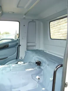 Toyota Hino 500 13-237 Cab — photo 4 of 5