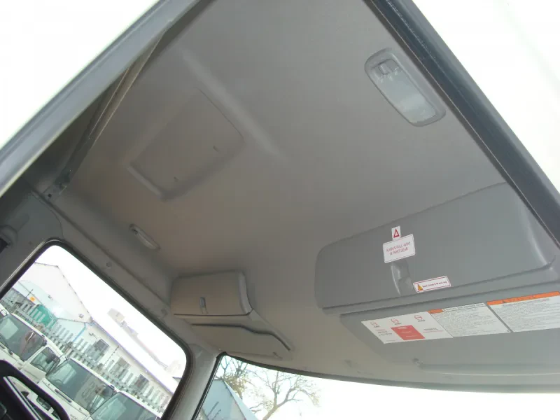 Toyota Hino 500 1627 Cab (Semi-Trim) — photo 7 of 8