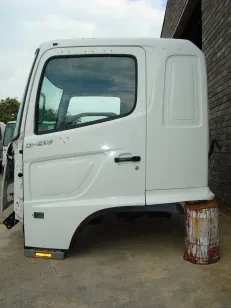 Toyota Hino 500 13-236 Cab — photo 1 of 3
