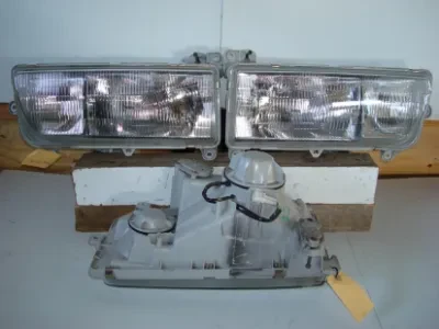 Toyota Hino Ranger 9-136 Headlights