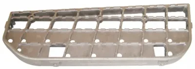 Nissan UD380 Step plate upper – Right