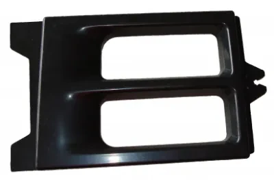 Nissan UD460 QUAN Bumper outer garnish – Right