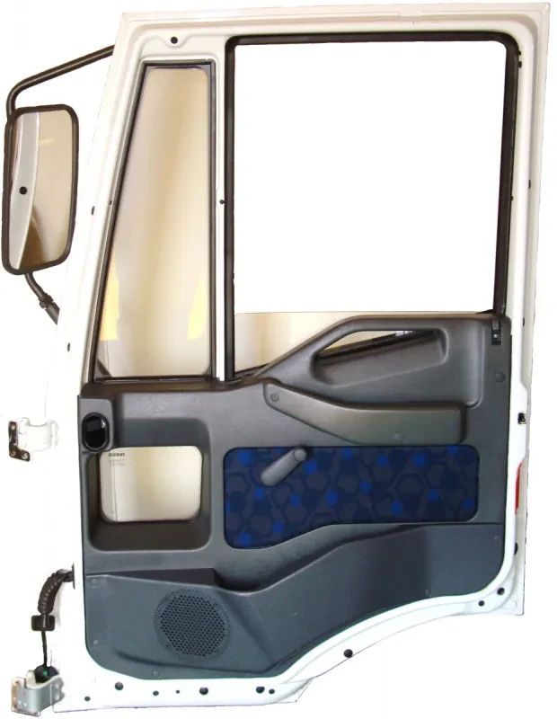 Iveco Eurocargo Complete door – Right — photo 2 of 2