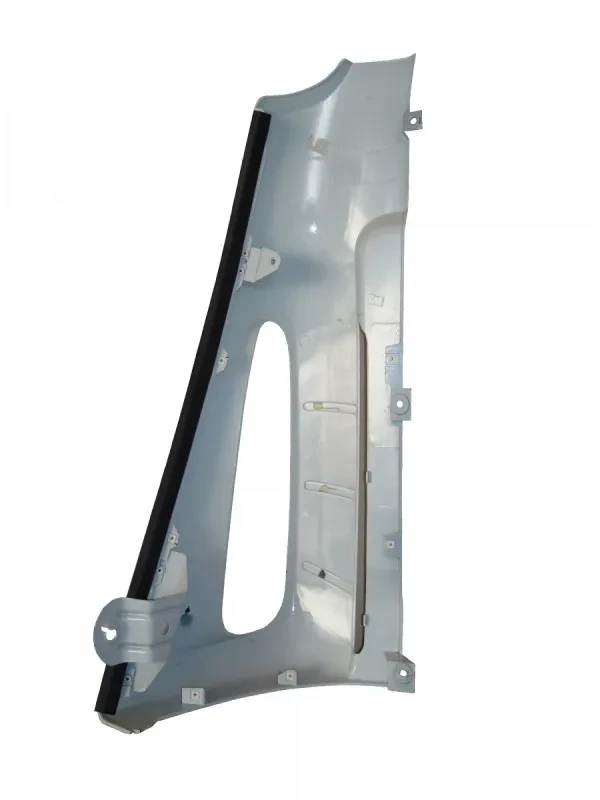 Iveco Eurocargo Quarter panel outer – Right — photo 2 of 2